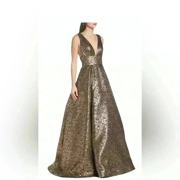 NEW MAC DUGGAL METALLIC JACQUARD ANTIQUE GOLD BALLGOWN sz 0 - Picture 6 of 16